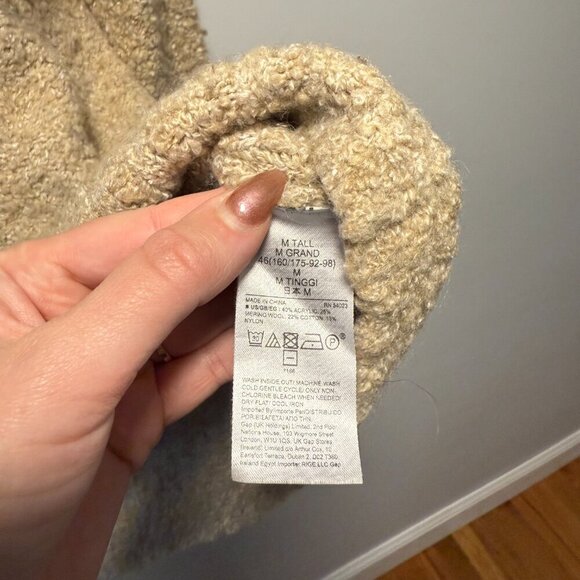 GAP Oversized Boucle Tan Sweater Turtleneck Medium - Picture 4 of 5